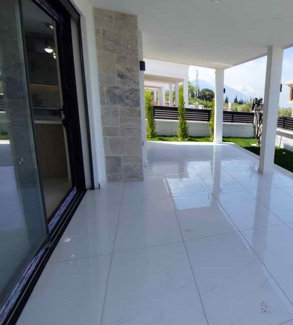 kuşadasında satılık 3 odalı daire_02