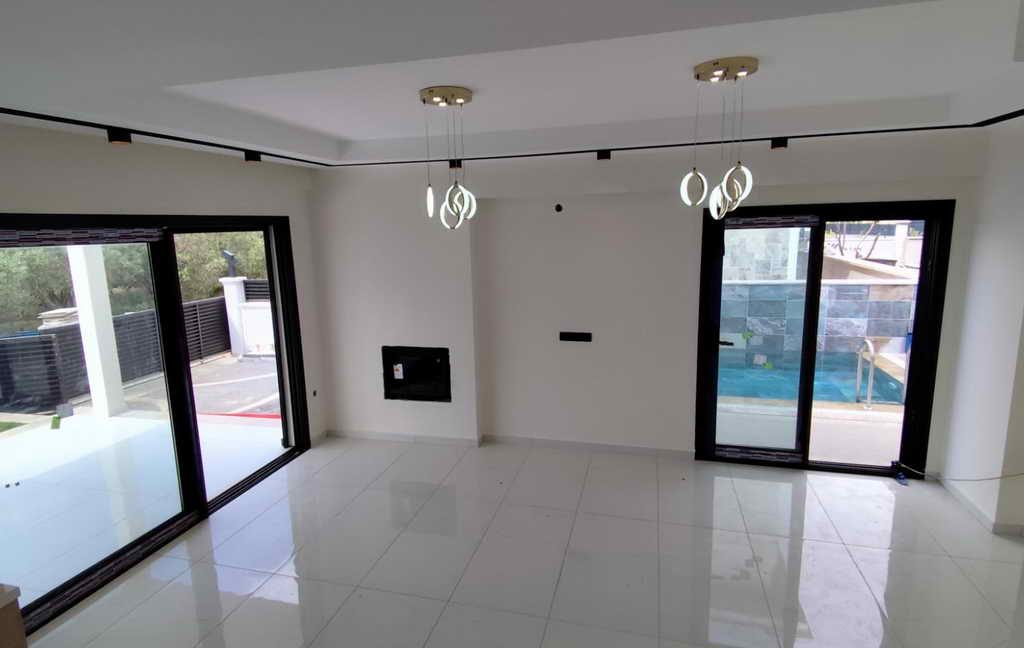 kuşadasında satılık 3 odalı daire_13