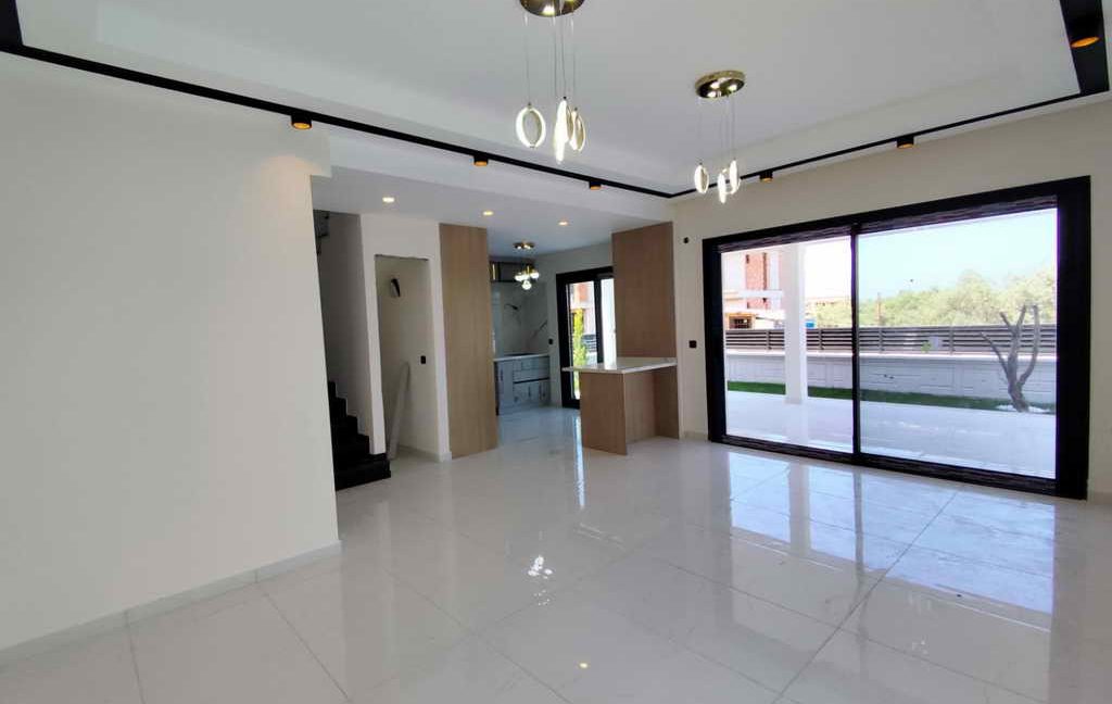kuşadasında satılık 3 odalı daire_18